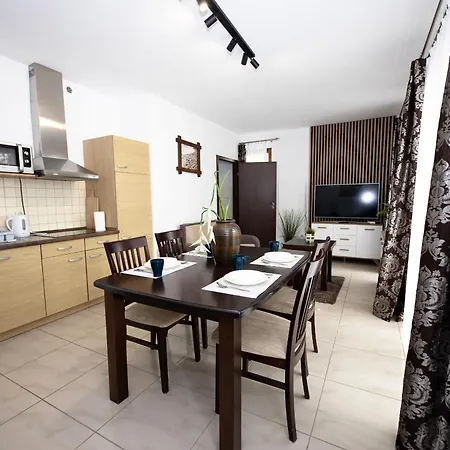 Ikar Blisko Morza 公寓 里沃