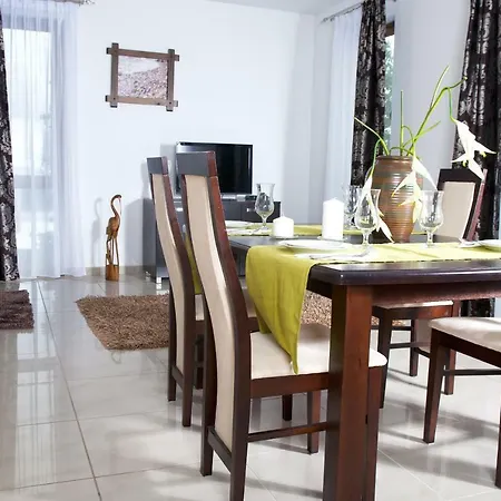 Ikar Blisko Morza レバル