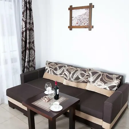 Ikar Blisko Morza アパート レバル