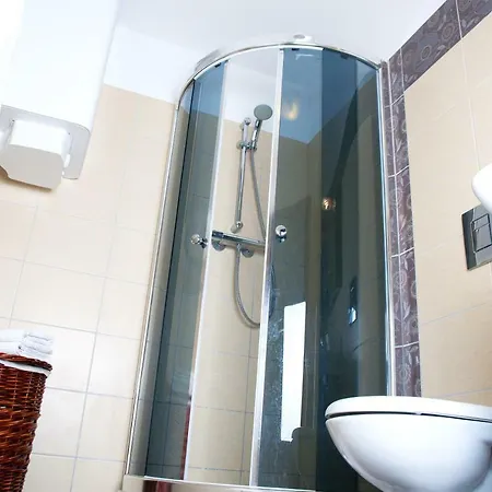 Ikar Blisko Morza * 里沃