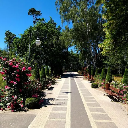 Ikar Blisko Morza アパート レバル